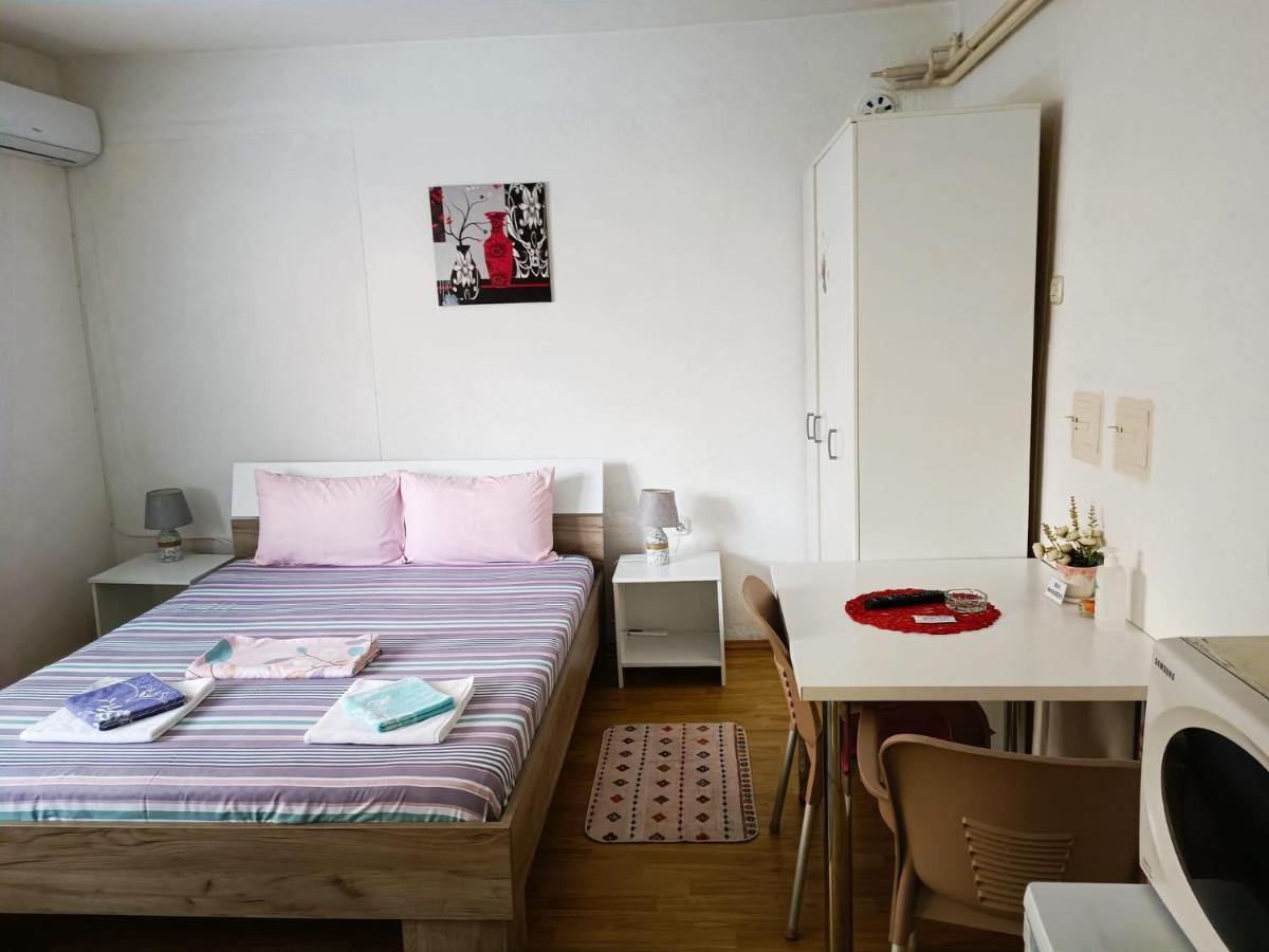 City Center Apartments 普里莱普 外观 照片