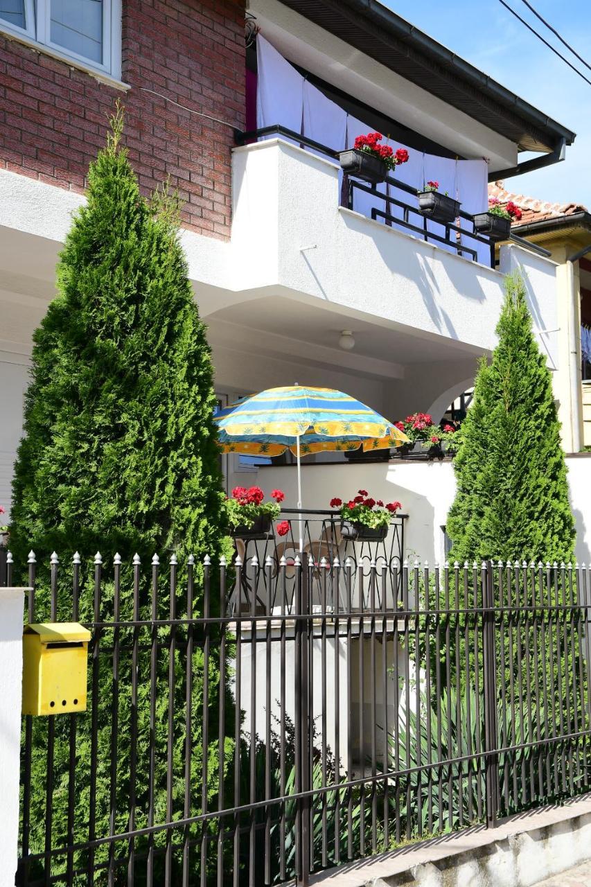 City Center Apartments 普里莱普 外观 照片